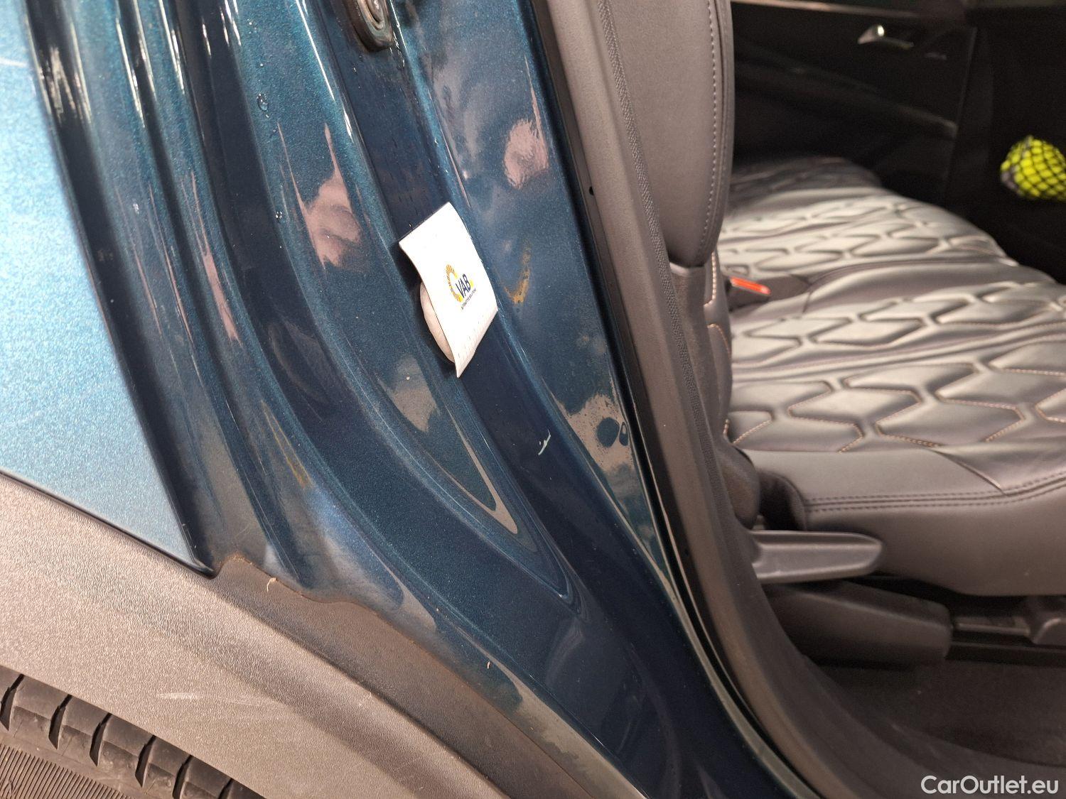  Peugeot  5008 Peugeot,  '16, Peugeot  1.5 BlueHDi 96kW S&S EAT8 GT Line 5d #49