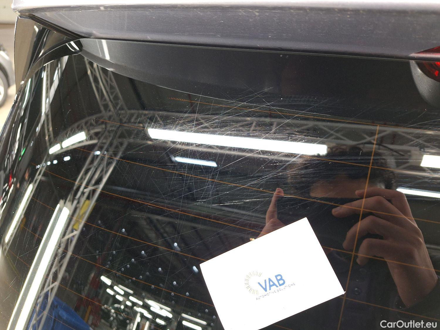  Peugeot  5008 Peugeot,  FL'20, Peugeot  1.5 BlueHDi 96kW S&S EAT8 Allure Pack #43