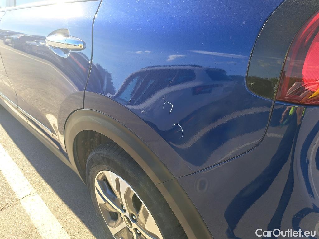  KIA  Niro KIA e- / 2016 / 5P / crossover e- 150kW (204CV) Drive (Long Range) #17