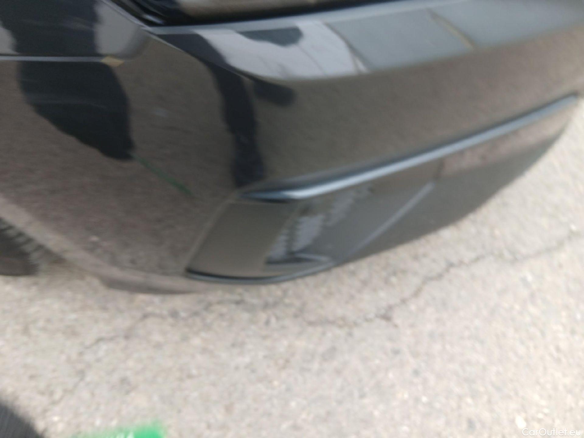  Audi  A3 AUDI  / 2020 / 5P / berlina con portón Sportback 35 TFSI 110kW (150CV) #3