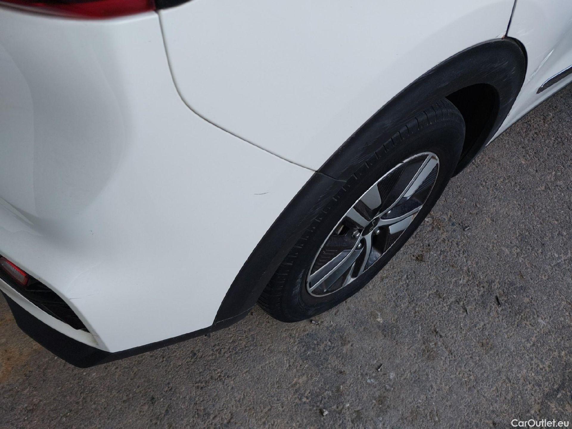  KIA  Niro KIA  / 2019 / 5P / crossover 1.6 GDi PHEV 104kW (141CV) Drive #22