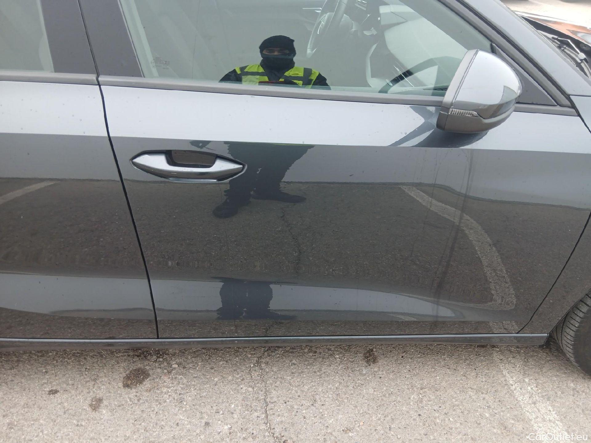  Audi  A3 AUDI  / 2020 / 5P / berlina con portón Sportback 35 TFSI 110kW (150CV) #18