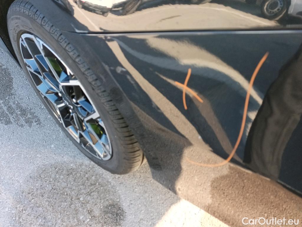  KIA  Cee'd KIA Ceed Tourer / 2021 / 5P / familiar Tourer 1.5 MHEV 118kW(160CV) GT Line DCT #18