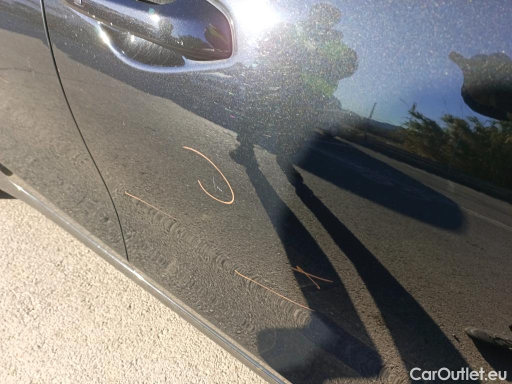  KIA  Cee'd KIA Ceed Tourer / 2021 / 5P / familiar Tourer 1.5 MHEV 118kW(160CV) GT Line DCT #4