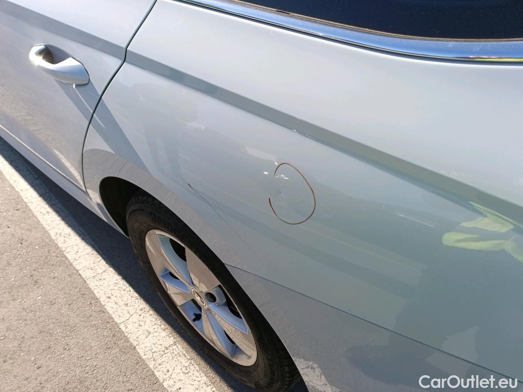  Skoda  Octavia SKODA  / 2020 / 5P / familiar Combi 1.0 TSI 81kW(110CV) DSG mHEV Ambi. #3