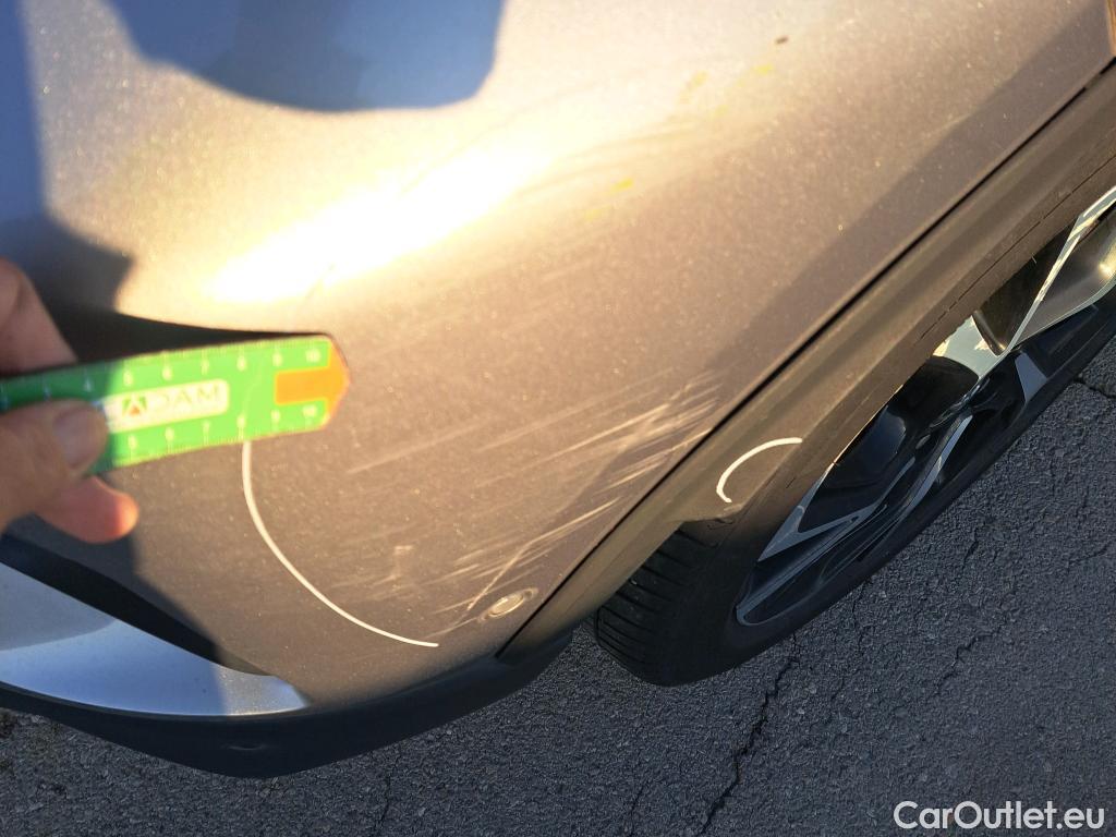  Toyota  C-HR TOYOTA  / 2016 / 5P / todoterreno 1.8 125H Advance (CX) #71