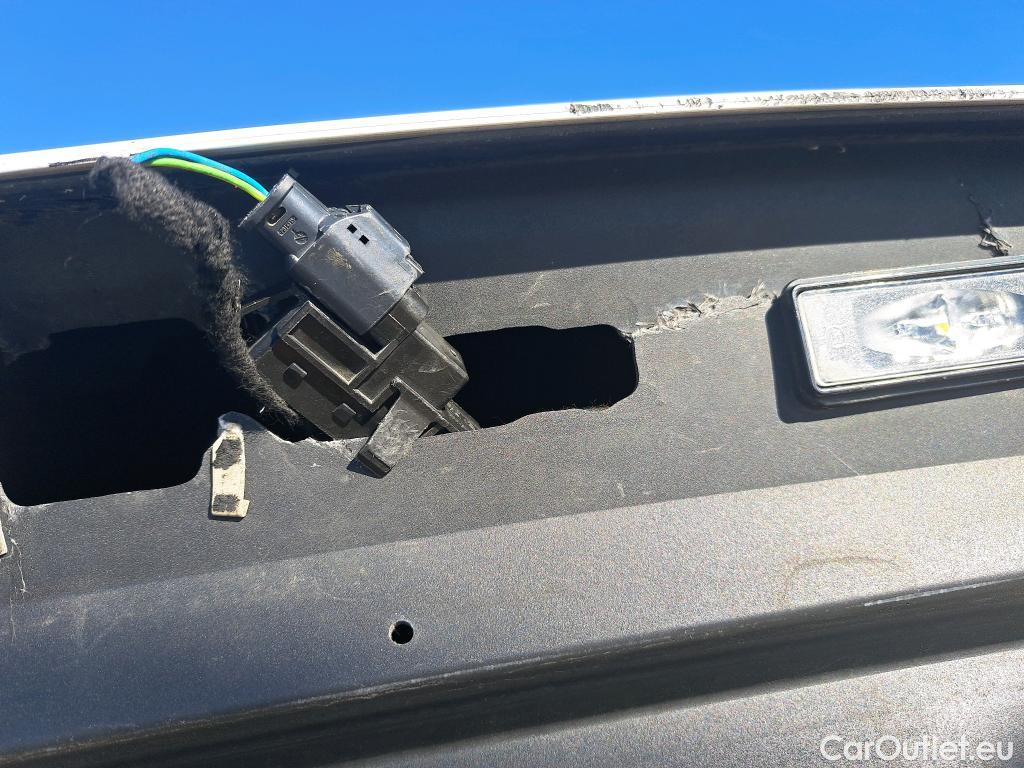  Opel   Grandland X OPEL Grandland / 2021 / 5P / todoterreno 1.5 CDTi Business Edition Auto #4