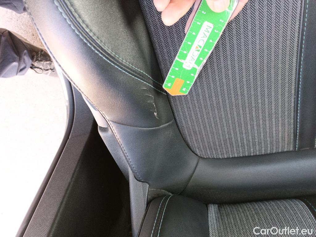  Peugeot  3008 PEUGEOT  Hybrid / 2020 / 5P / todoterreno 225 e-EAT8 Allure #11