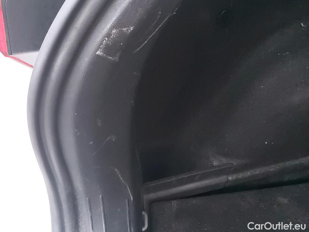  Volkswagen  Polo VOLKSWAGEN  / 2021 / 5P / berlina con portón Life 1.0 TSI 70kW (95CV) #31