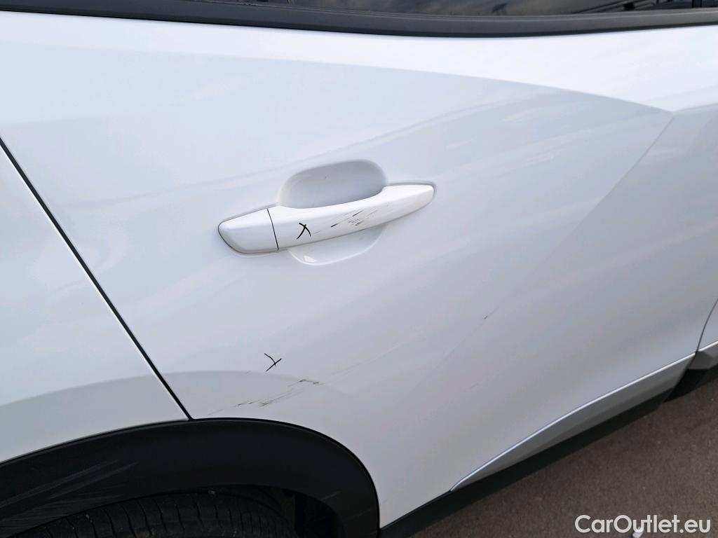  Peugeot  2008 PEUGEOT  / 2019 / 5P / todoterreno Allure Pack Puretech 130 S&S EAT8 (AC) #15