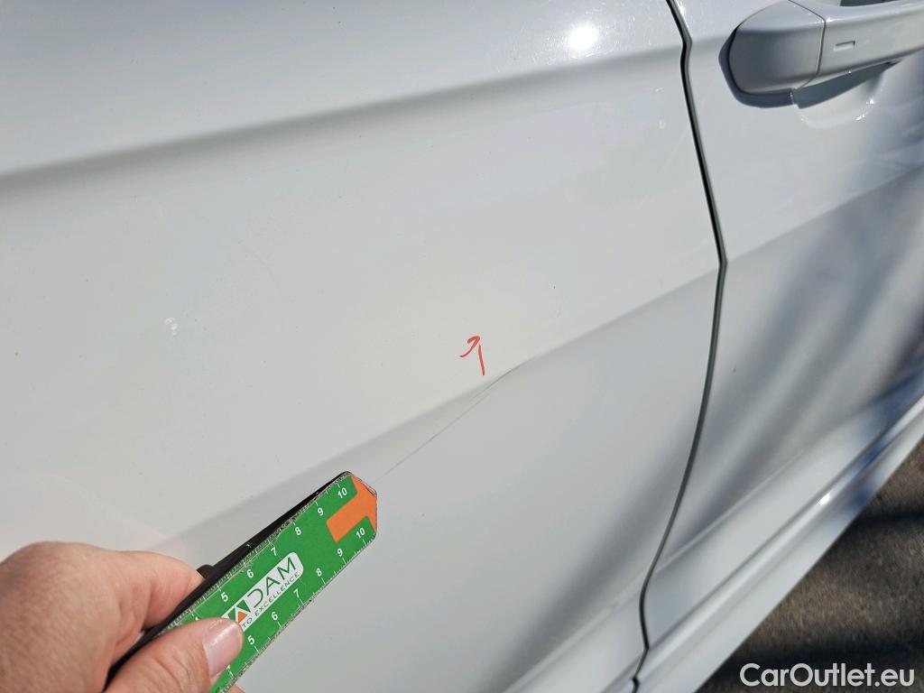  Volkswagen  T-CROSS VOLKSWAGEN  / 2018 / 5P / todoterreno Sport 1.5 TSI 110kW (150CV) DSG #19