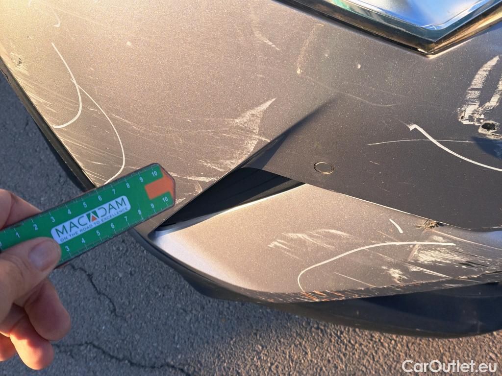  Toyota  C-HR TOYOTA  / 2016 / 5P / todoterreno 1.8 125H Advance (CX) #8