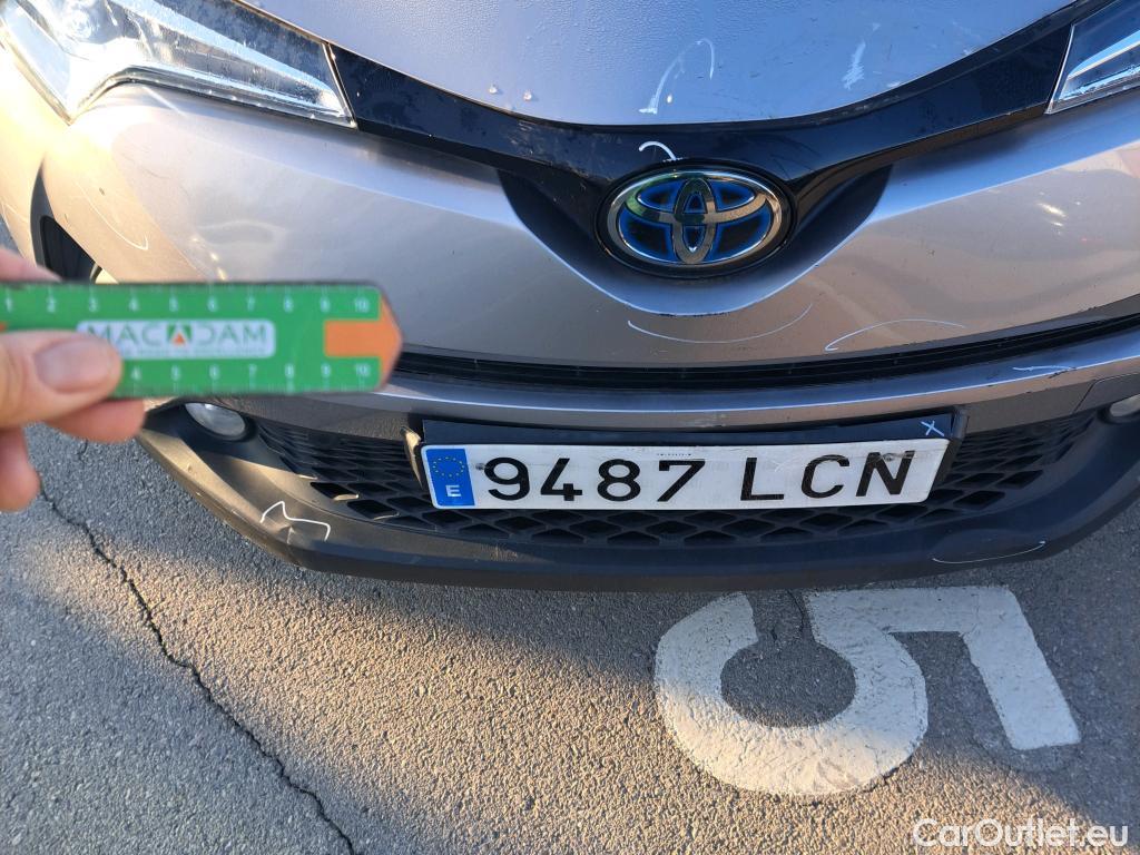  Toyota  C-HR TOYOTA  / 2016 / 5P / todoterreno 1.8 125H Advance (CX) #96