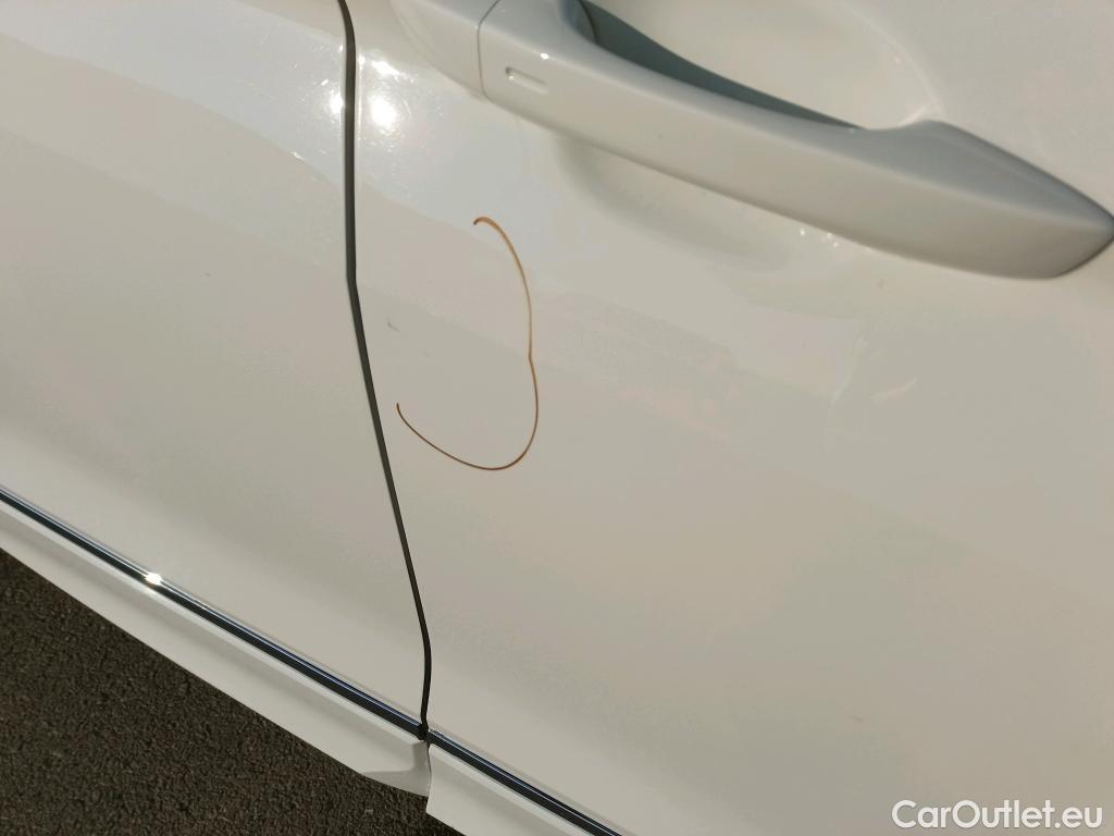  Volkswagen  Tiguan VOLKSWAGEN  / 2020 / 5P / todoterreno R-Line 2.0 TDI 110kW (150CV) DSG 4Motion #6