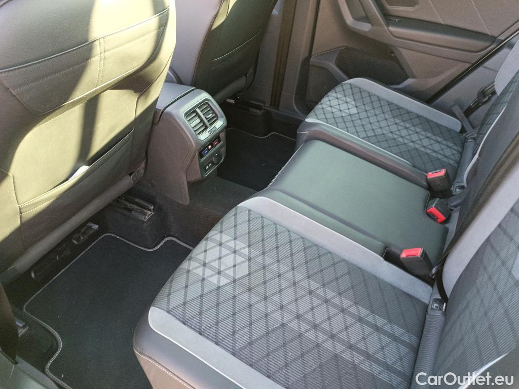  Volkswagen  Tiguan VOLKSWAGEN  / 2020 / 5P / todoterreno R-Line 2.0 TDI 110kW (150CV) DSG 4Motion #10