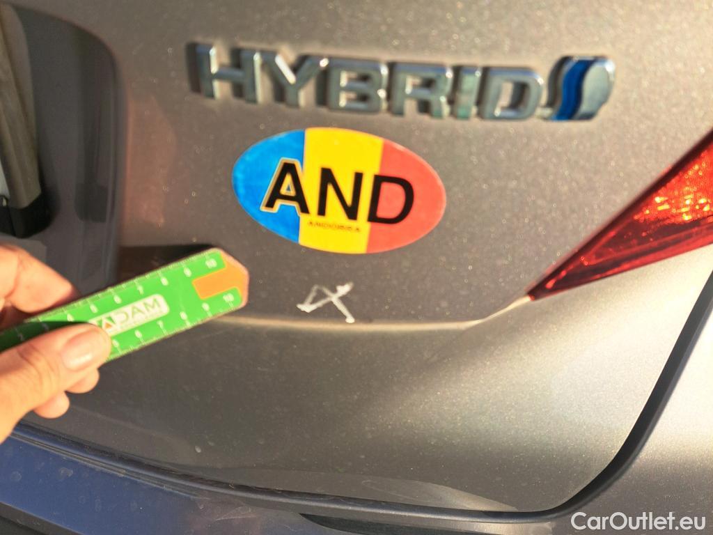  Toyota  C-HR TOYOTA  / 2016 / 5P / todoterreno 1.8 125H Advance (CX) #80