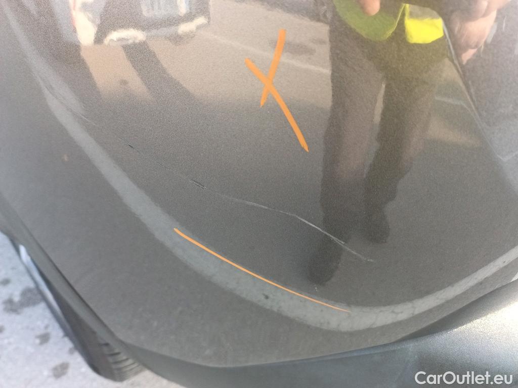  Peugeot  3008 PEUGEOT  Hybrid / 2020 / 5P / todoterreno 225 e-EAT8 Allure #24