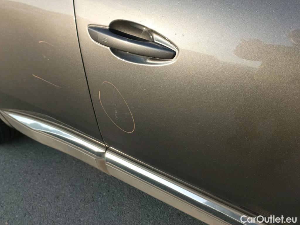  Peugeot  3008 PEUGEOT  Hybrid / 2020 / 5P / todoterreno 225 e-EAT8 Allure #9