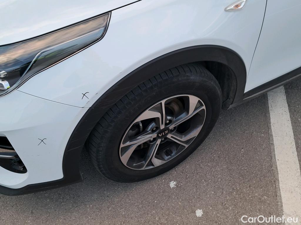 KIA  XCeed KIA  / 2019 / 5P / todoterreno 1.0 T-GDi Drive 88kW (120CV) #14
