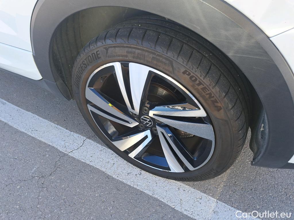  Volkswagen  T-CROSS VOLKSWAGEN  / 2018 / 5P / todoterreno Sport 1.5 TSI 110kW (150CV) DSG #28