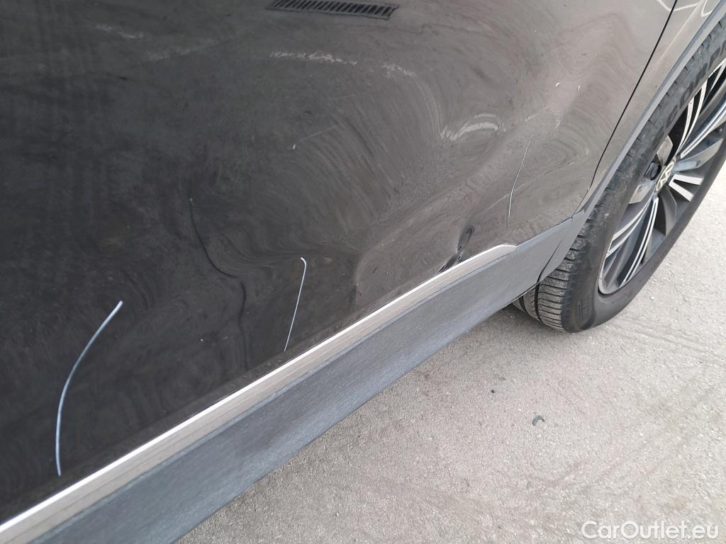  Volkswagen  Tiguan VOLKSWAGEN  / 2020 / 5P / todoterreno Life 2.0 TDI 110kW (150CV) DSG (AC2) #2