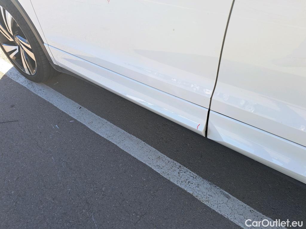  Volkswagen  T-CROSS VOLKSWAGEN  / 2018 / 5P / todoterreno Sport 1.5 TSI 110kW (150CV) DSG #26