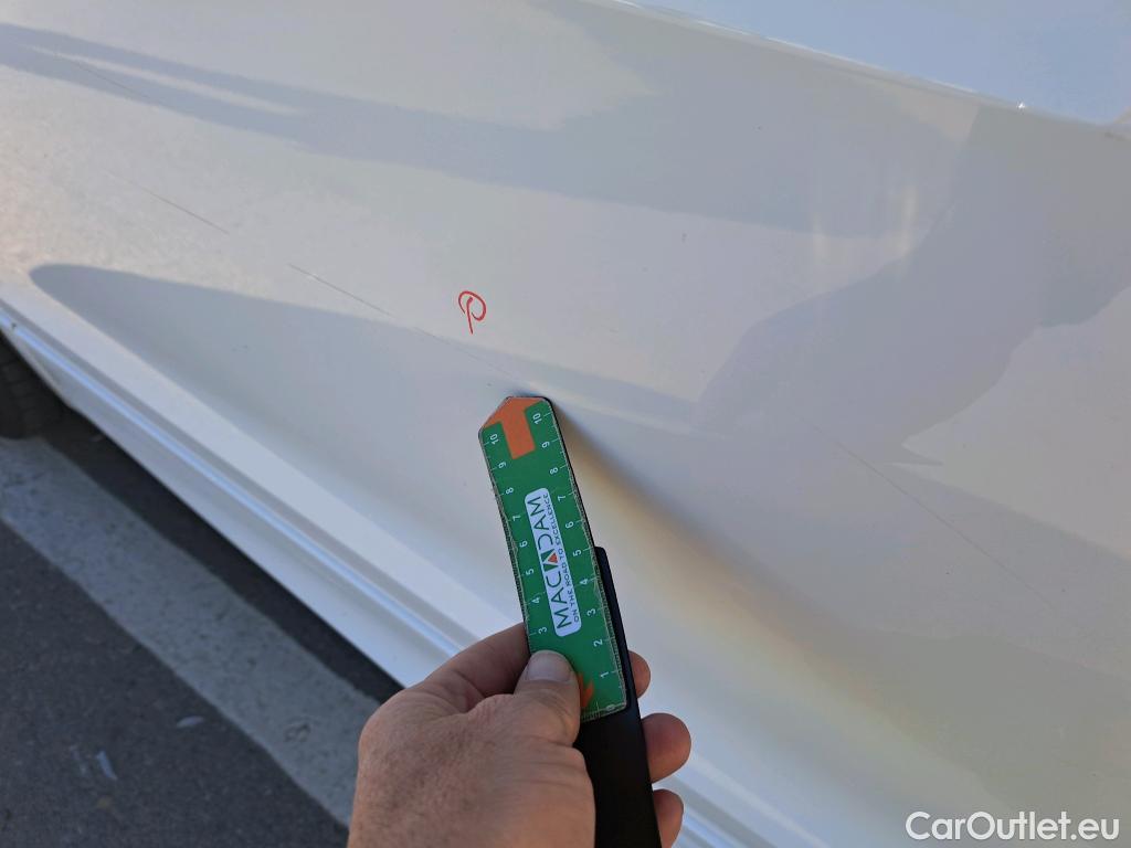  Volkswagen  T-CROSS VOLKSWAGEN  / 2018 / 5P / todoterreno Sport 1.5 TSI 110kW (150CV) DSG #17