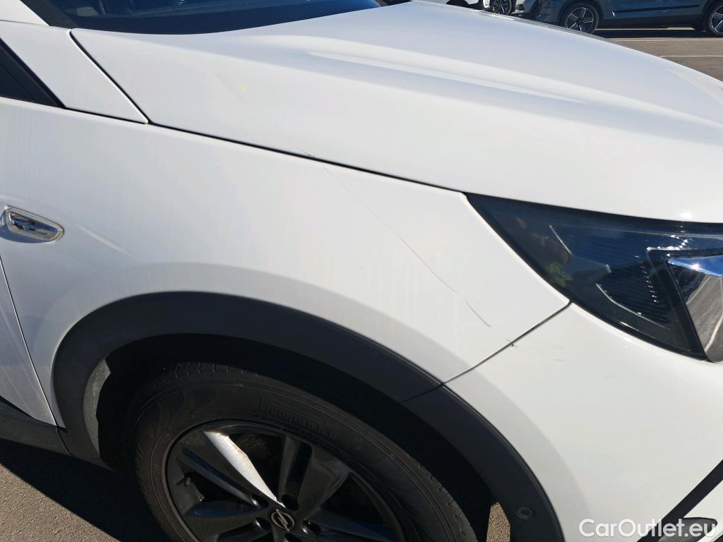  Opel   Grandland X OPEL Grandland / 2021 / 5P / todoterreno 1.5 CDTi Business Edition Auto #31