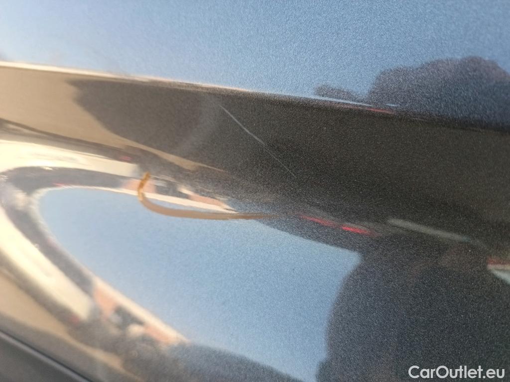  Peugeot  3008 PEUGEOT  Hybrid / 2020 / 5P / todoterreno 225 e-EAT8 Allure #20