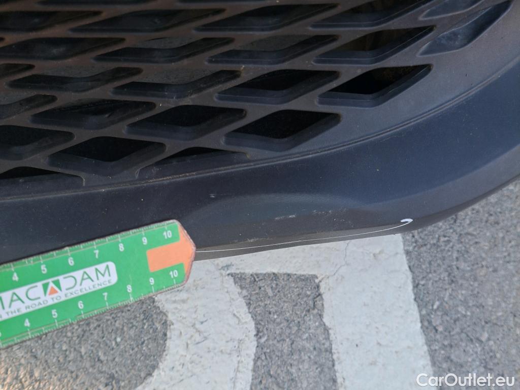  Toyota  C-HR TOYOTA  / 2016 / 5P / todoterreno 1.8 125H Advance (CX) #61