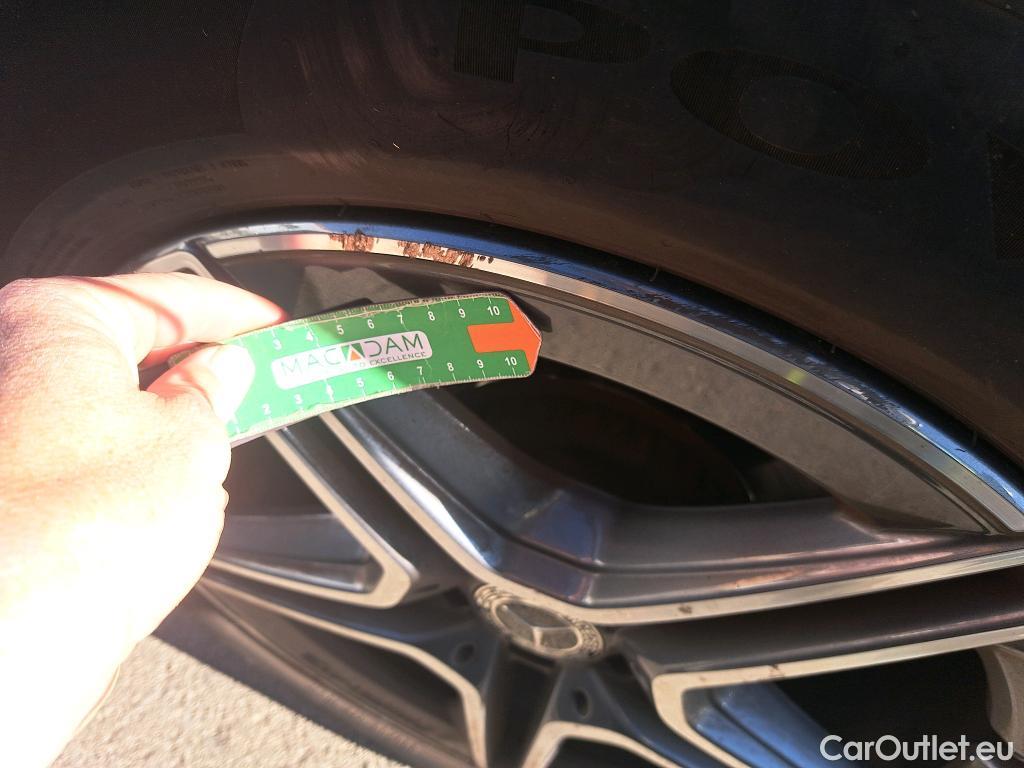  Mercedes  G-Klasee MERCEDES-BENZ Clase GLC / 2019 / 5P / todoterreno GLC 300 de 4MATIC #40