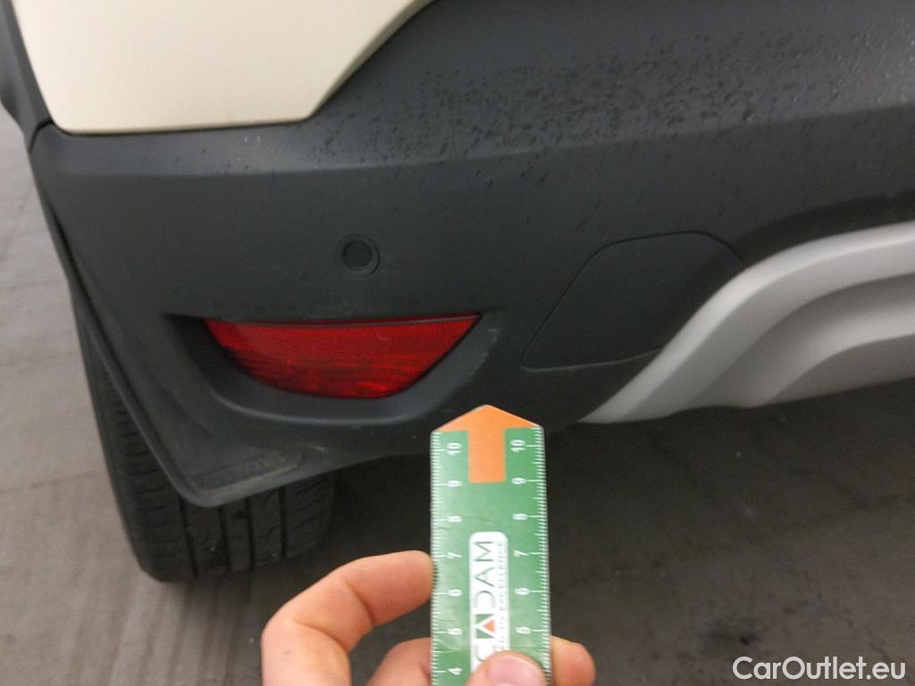  Renault  Captur RENAULT  / 2017 / 5P / crossover Zen TCe 66kW (90CV) -18 (CX) #22