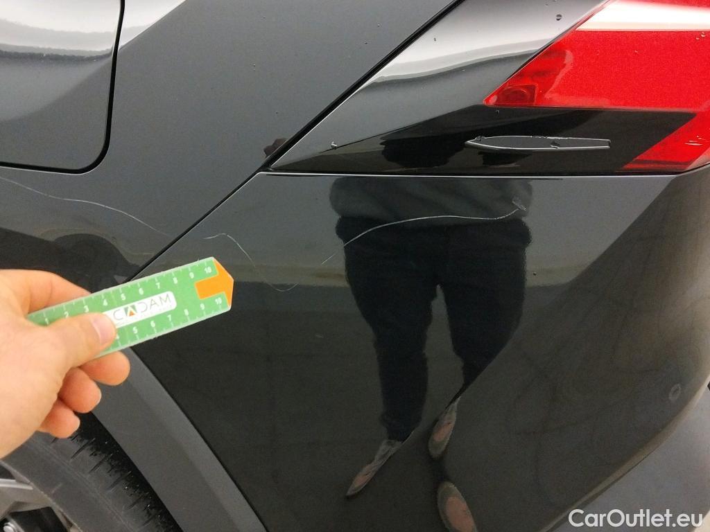  Toyota  RAV4 TOYOTA  / 2018 / 5P / todoterreno 2.5l 220H Advance #15