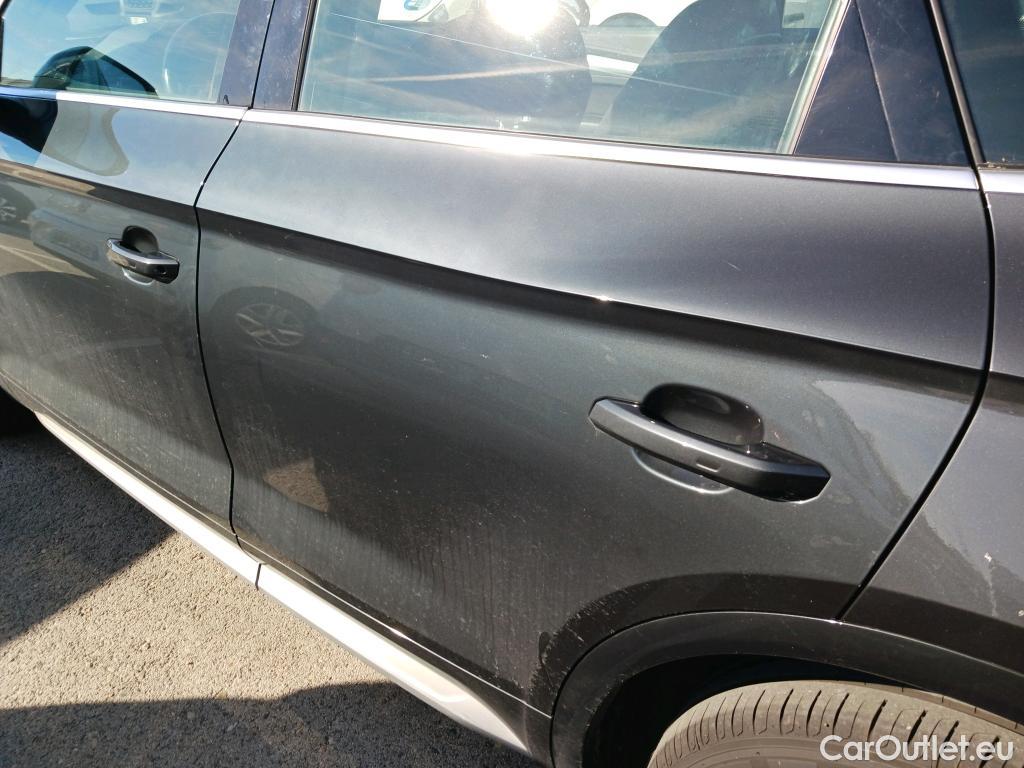  Audi  Q5 AUDI  / 2016 / 5P / todoterreno Design 35 TDI 120kW S tronic (AC) #24