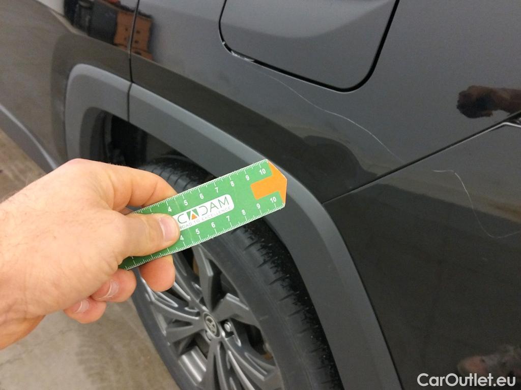  Toyota  RAV4 TOYOTA  / 2018 / 5P / todoterreno 2.5l 220H Advance #4