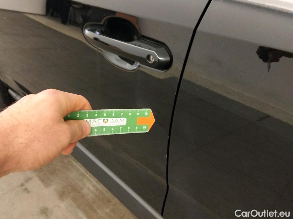  Toyota  RAV4 TOYOTA  / 2018 / 5P / todoterreno 2.5l 220H Advance #6