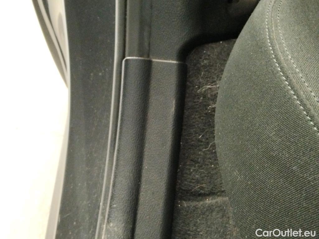  Bmw  X1 BMW  sDrive18i (CX2) #9