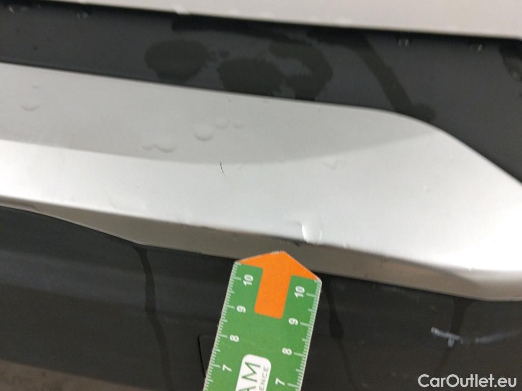  Peugeot  2008 PEUGEOT  / 2019 / 5P / todoterreno Active Pack BlueHDI 81kW (110CV) #18