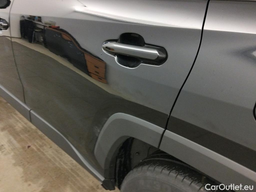  Toyota  RAV4 TOYOTA  / 2018 / 5P / todoterreno 2.5l 220H Advance #24