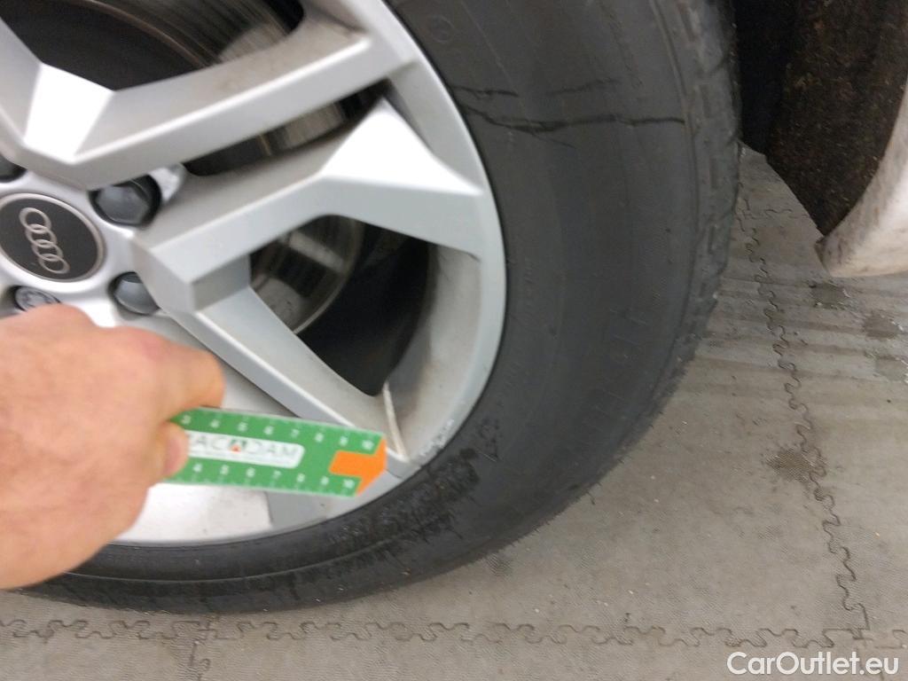  Audi  Q5 AUDI  / 2020 / 5P / todoterreno Advanced 35 TDI 120kW S tronic (AC2) #14