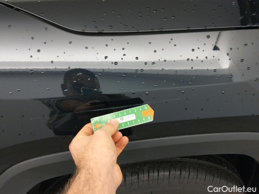  Toyota  RAV4 TOYOTA  / 2018 / 5P / todoterreno 2.5l 220H Advance #29