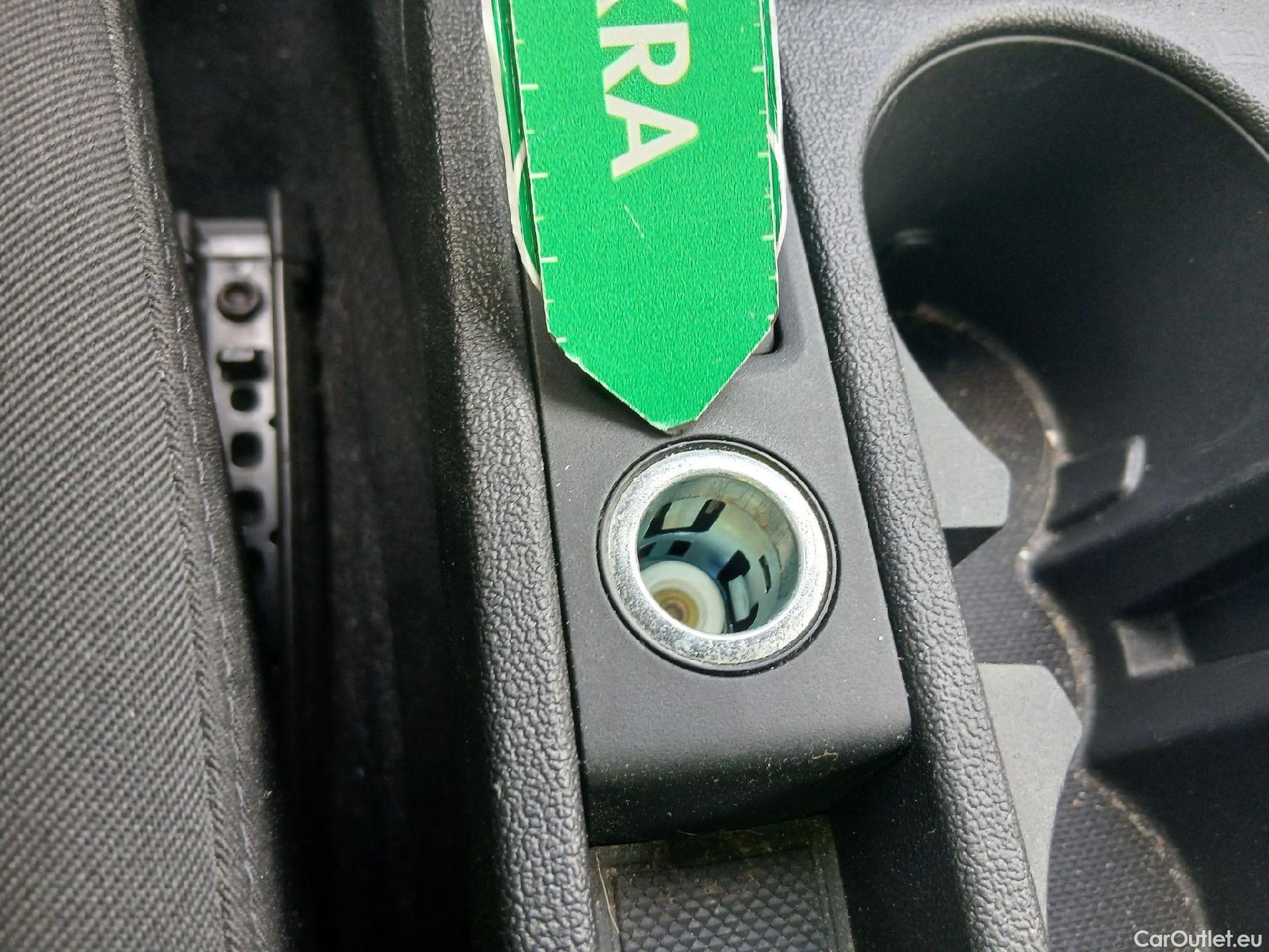  Audi  A3 AUDI  / 2020 / 5P / berlina con portón Sportback 30 TFSI 81kW (110CV) S tronic #1