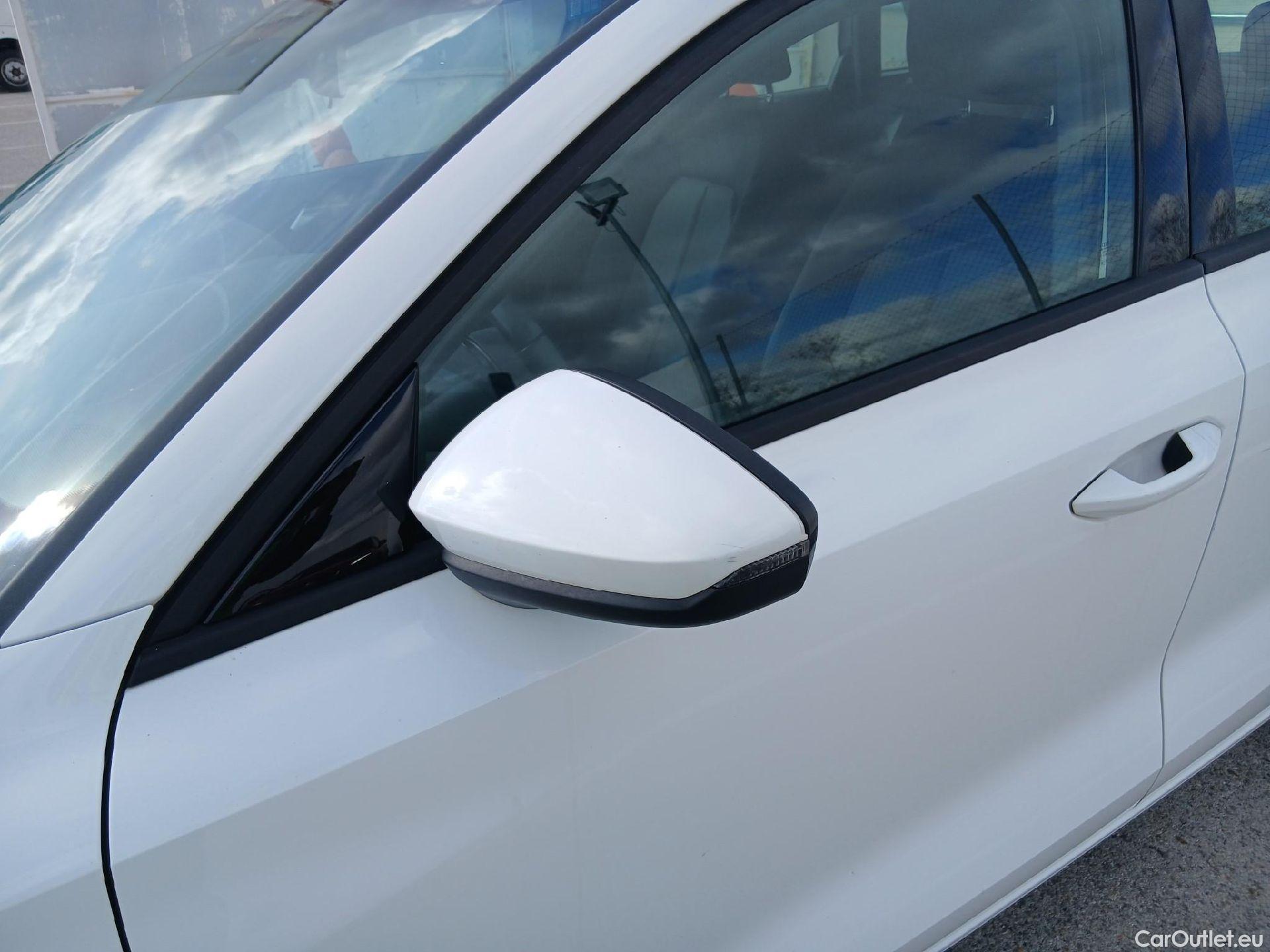  Audi  A3 AUDI  / 2020 / 5P / berlina con portón Sportback 30 TFSI 81kW (110CV) S tronic #26