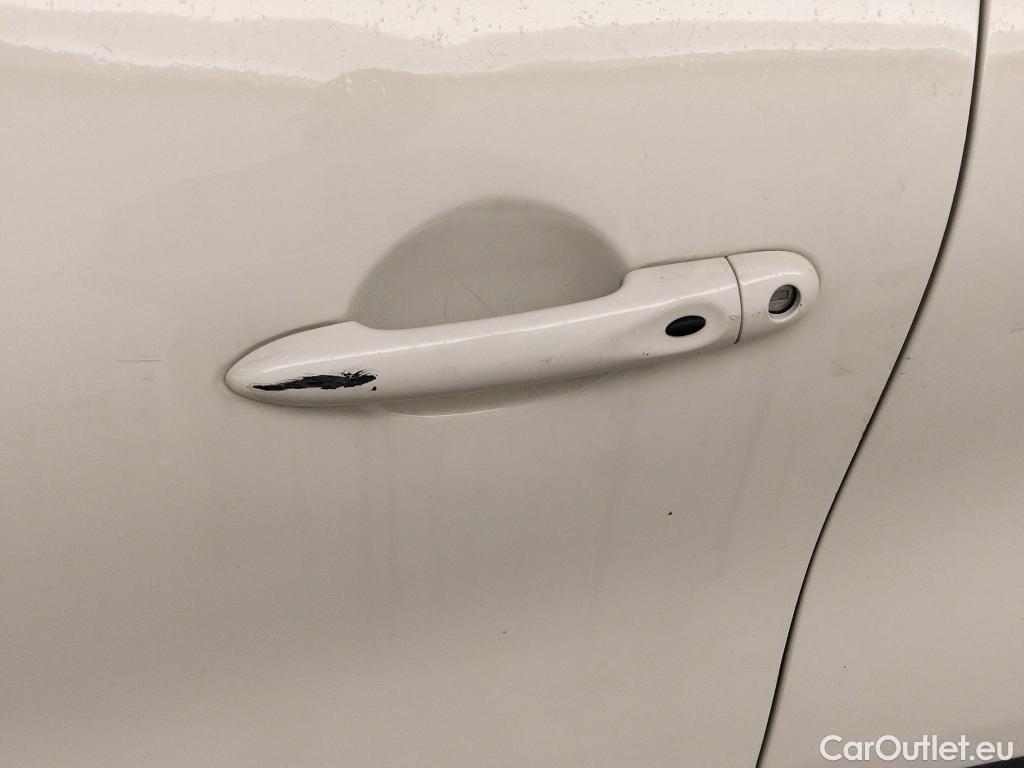  Renault  Captur RENAULT  / 2017 / 5P / crossover Zen TCe 66kW (90CV) -18 (CX) #37