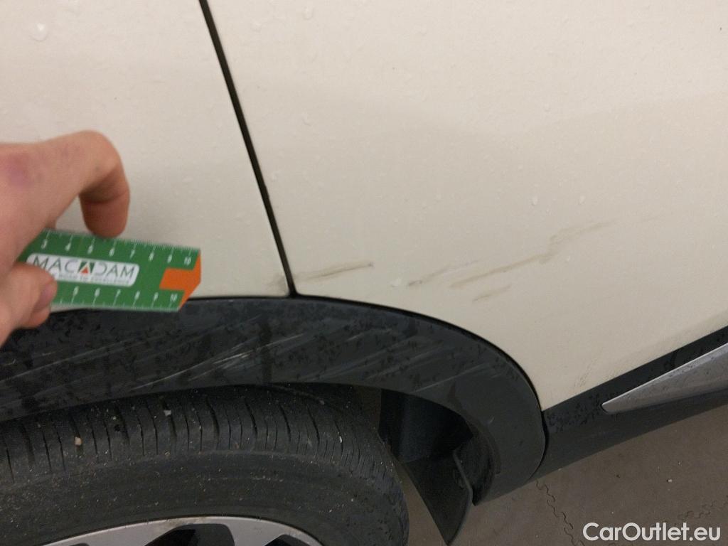  Renault  Captur RENAULT  / 2017 / 5P / crossover Zen TCe 66kW (90CV) -18 (CX) #40