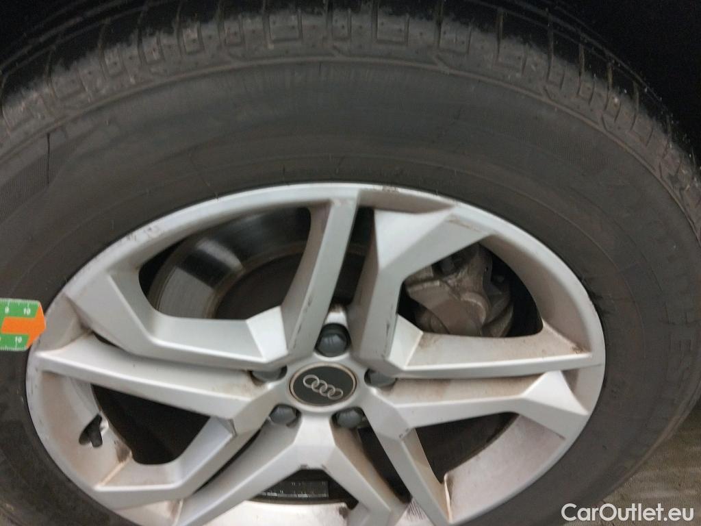  Audi  Q5 AUDI  / 2020 / 5P / todoterreno Advanced 35 TDI 120kW S tronic (AC2) #10