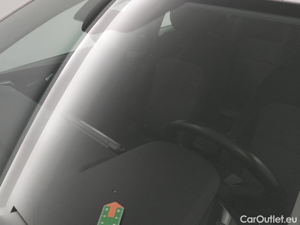  Skoda  Fabia SKODA  / 2021 / 5P / berlina con portón 1.0 TSI 70kW (95CV) Ambition (AC2) #2