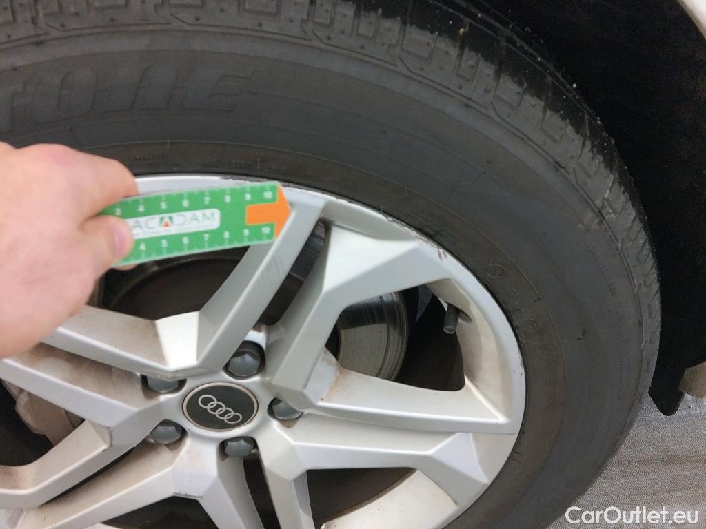  Audi  Q5 AUDI  / 2020 / 5P / todoterreno Advanced 35 TDI 120kW S tronic (AC2) #12