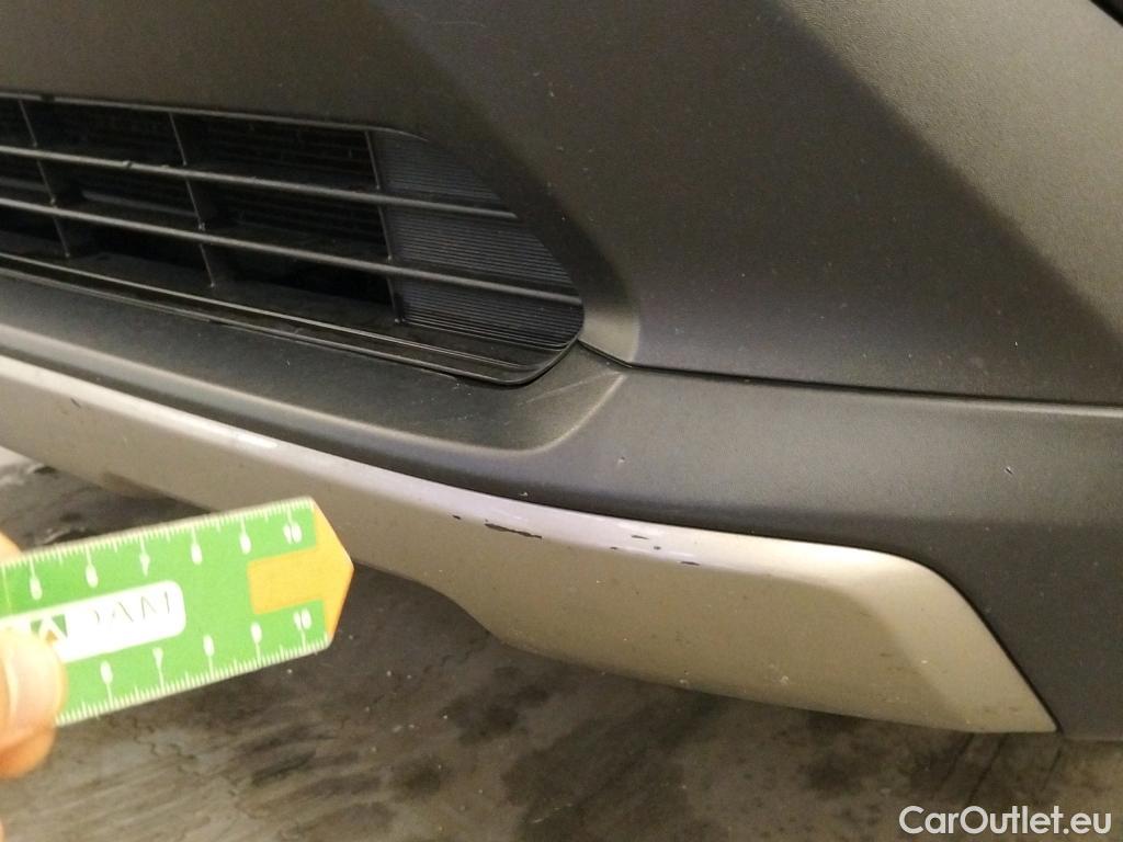  Toyota  RAV4 TOYOTA  / 2018 / 5P / todoterreno 2.5l 220H Advance #11