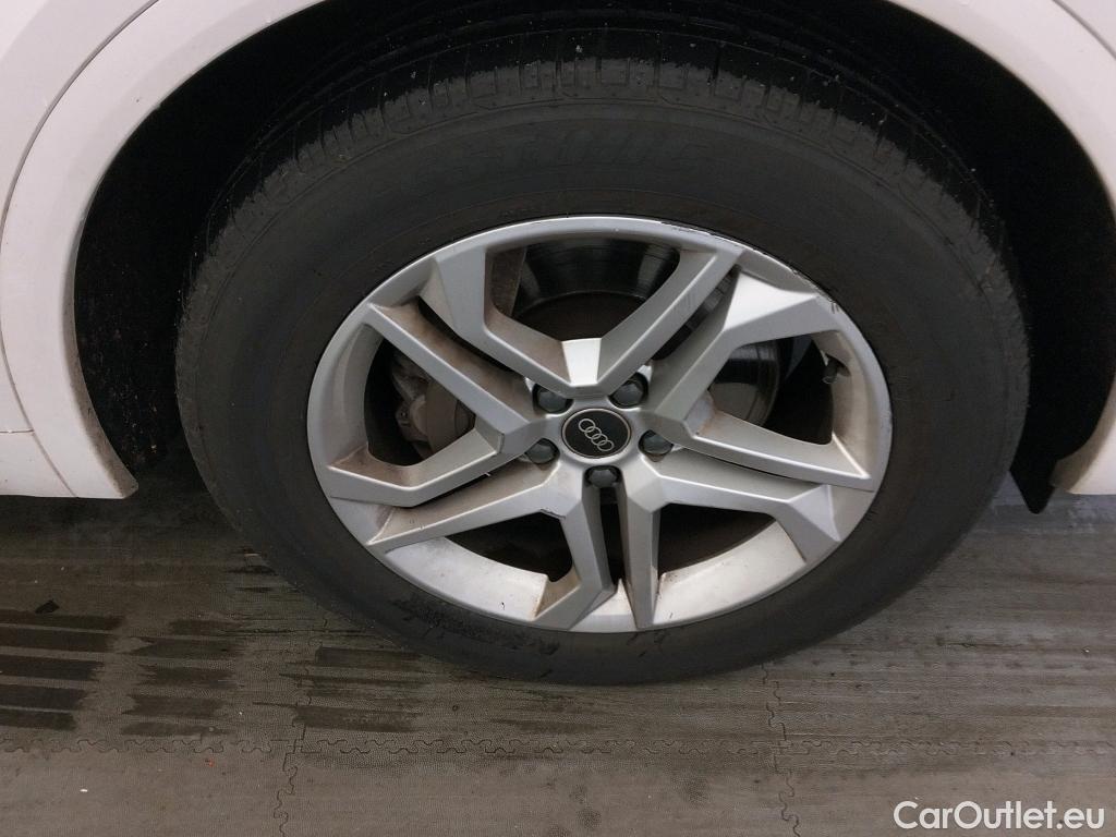  Audi  Q5 AUDI  / 2020 / 5P / todoterreno Advanced 35 TDI 120kW S tronic (AC2) #11